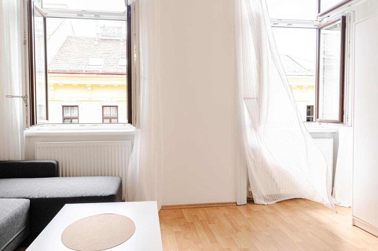 Pleasing 2Br Apt. Akh-Perfect For Groups Viena Exterior foto